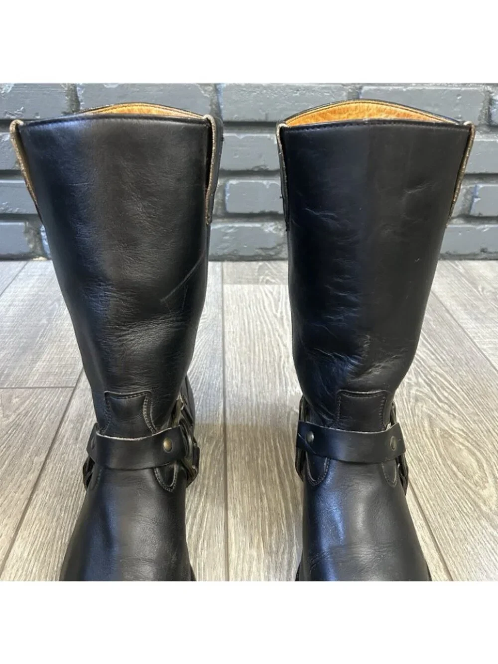 Hanover used boots
